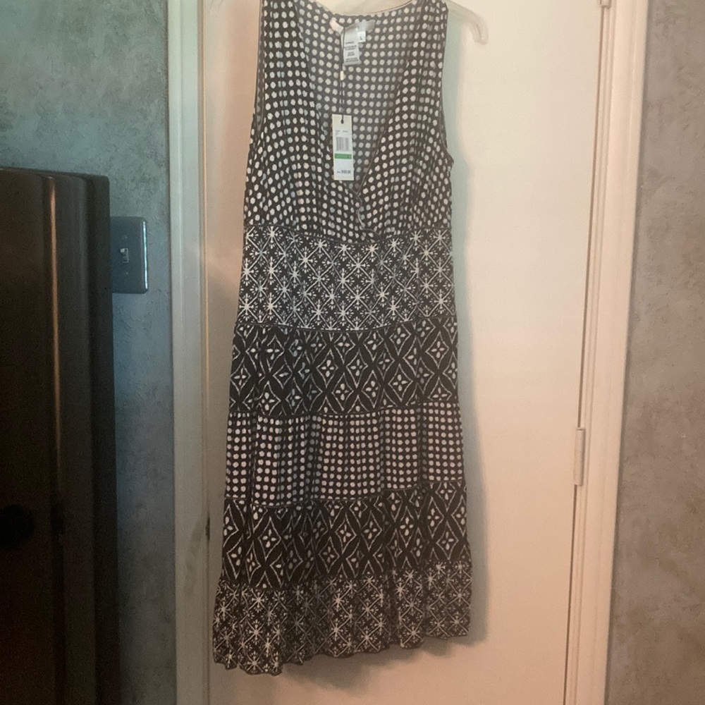 Tiered dress and a V-neck dress